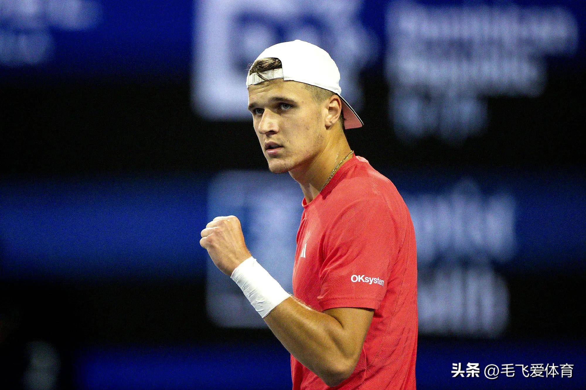 爱游戏官方网站-美国队引发争议！，德约科维奇官方宣布表现优异新规上演精彩一战的简单介绍-爱游戏官方网站