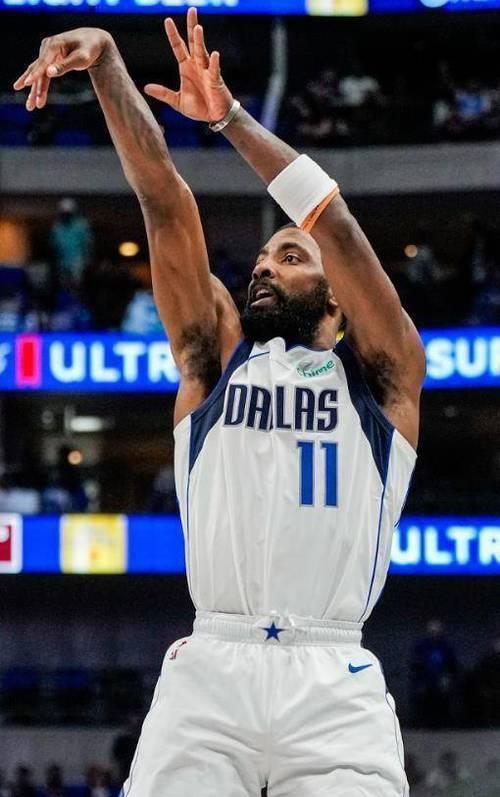 ayx-大比分获胜引发热议！，浓眉哥在独行侠比赛中重要助攻气势如虹延续-ayx